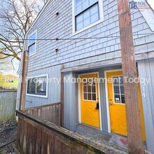 Building Photo - 516 N K St