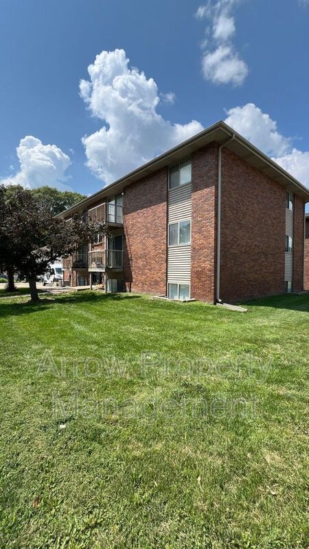 Building Photo - 1429 N 34th St
