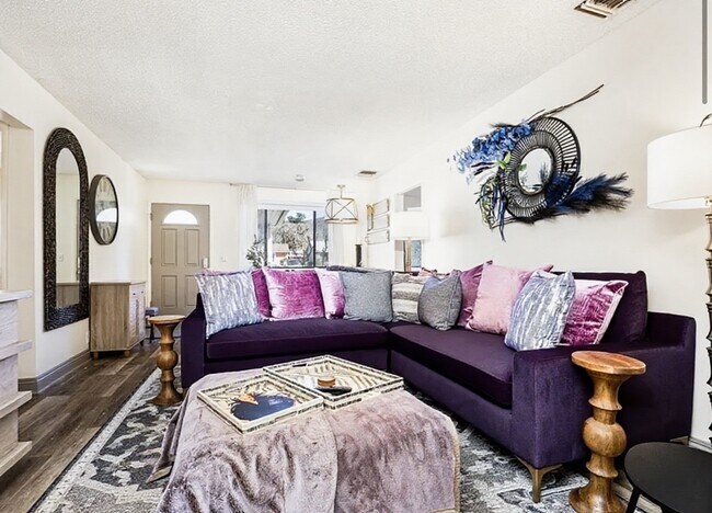 Foto del edificio - 18526 E Linfield St