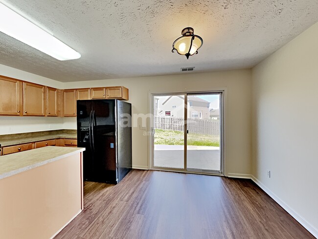 Building Photo - 334 Stewart Springs Dr
