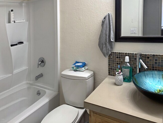 Foto del edificio - 533 W Peralta Ave