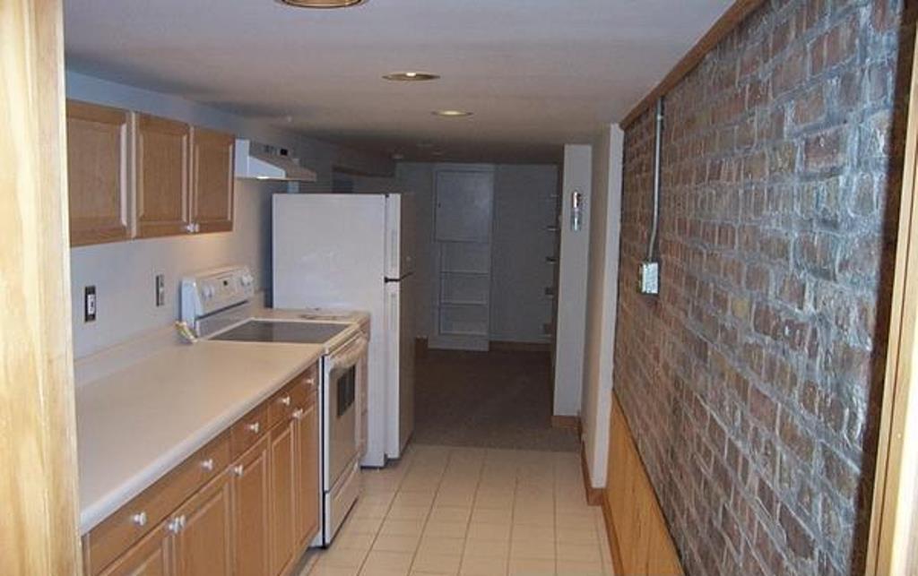 Primary Photo - 1 bedroom in Chicago IL 60618