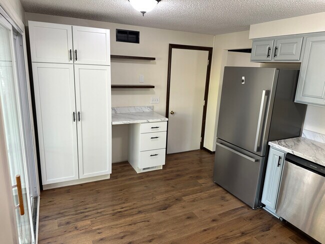 Foto del edificio - 2719 Kingsland Ct