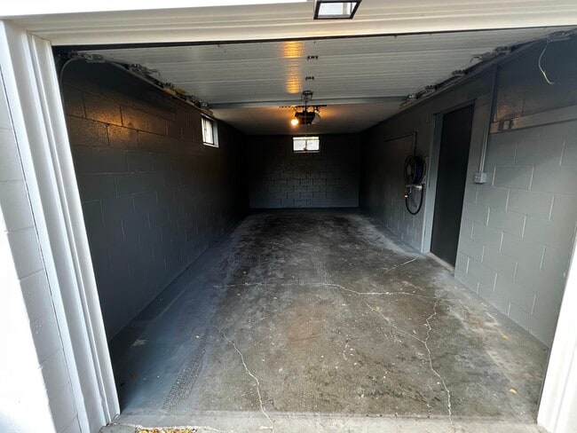 Photo - 3628 S 89th St House