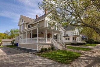 Building Photo - 6 Gill St