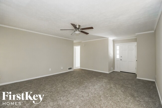 Building Photo - 2154 Tiffany Ln