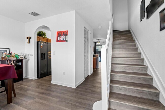Foto del edificio - 9153 SW 227th St