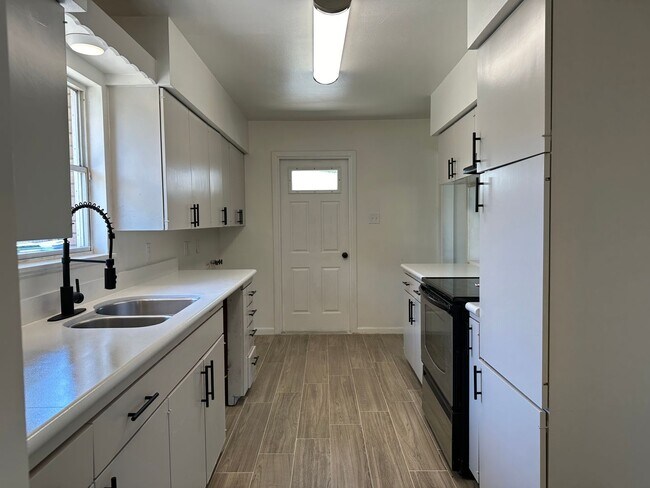 Foto del edificio - Ready for move in