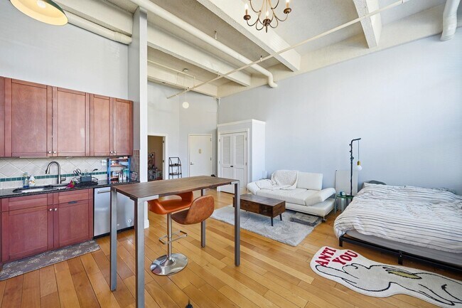 Foto del edificio - 300 Communipaw Ave