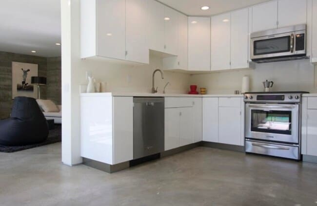 Building Photo - 2849 Seattle Dr