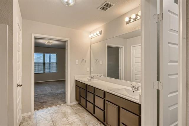 Building Photo - 6224 Jackstaff Dr