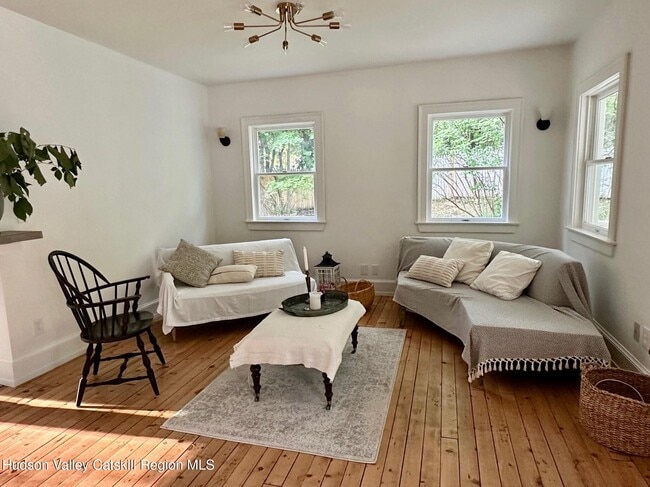 Building Photo - 5153 NY-9G