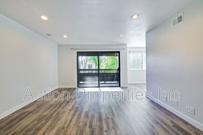 Foto del edificio - 765 San Antonio Rd