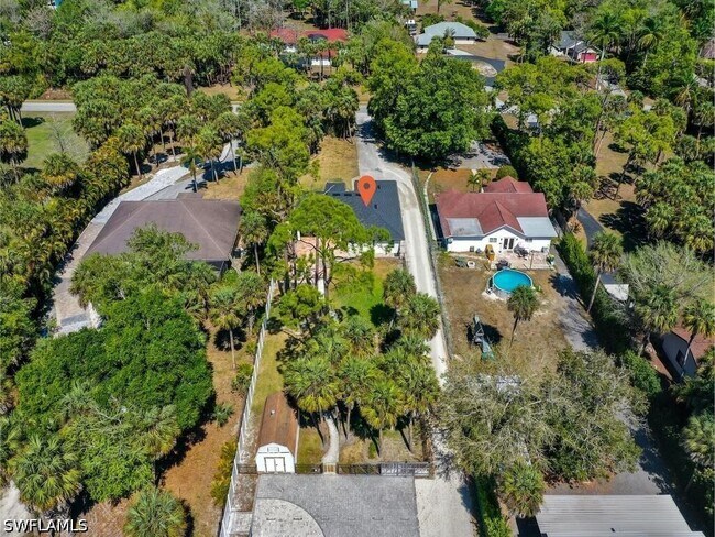 Foto del edificio - 6070 Lancewood Way
