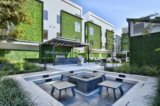 Foto del edificio - Botanica Oak Hills