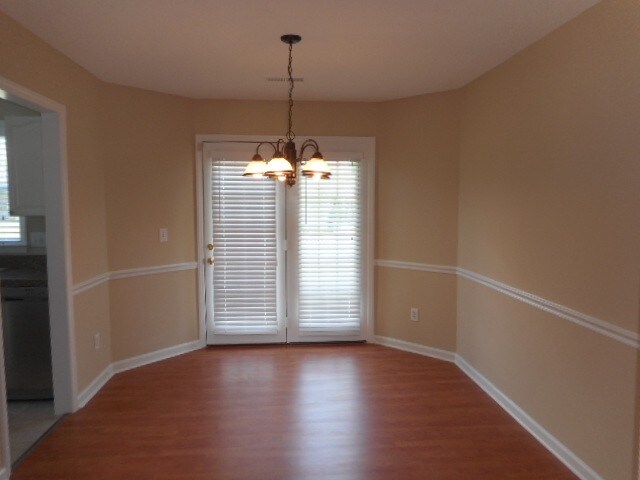 Building Photo - 1605 Glenn Meade Drive