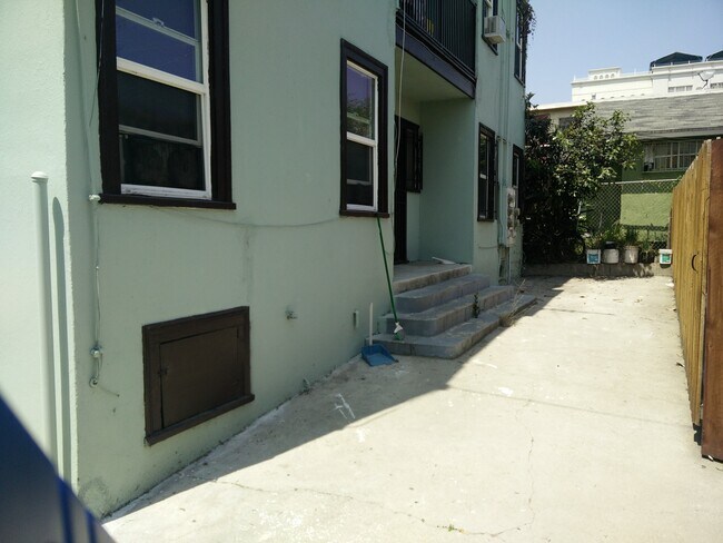 Rear view of the quadruplex - 1709 1/2 Park Ave