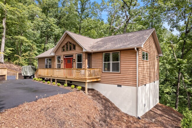 Building Photo - 131 Pier Point Dr