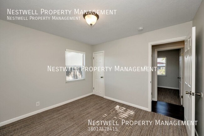 Building Photo - Cute 2-bed Home in South Salt Lake