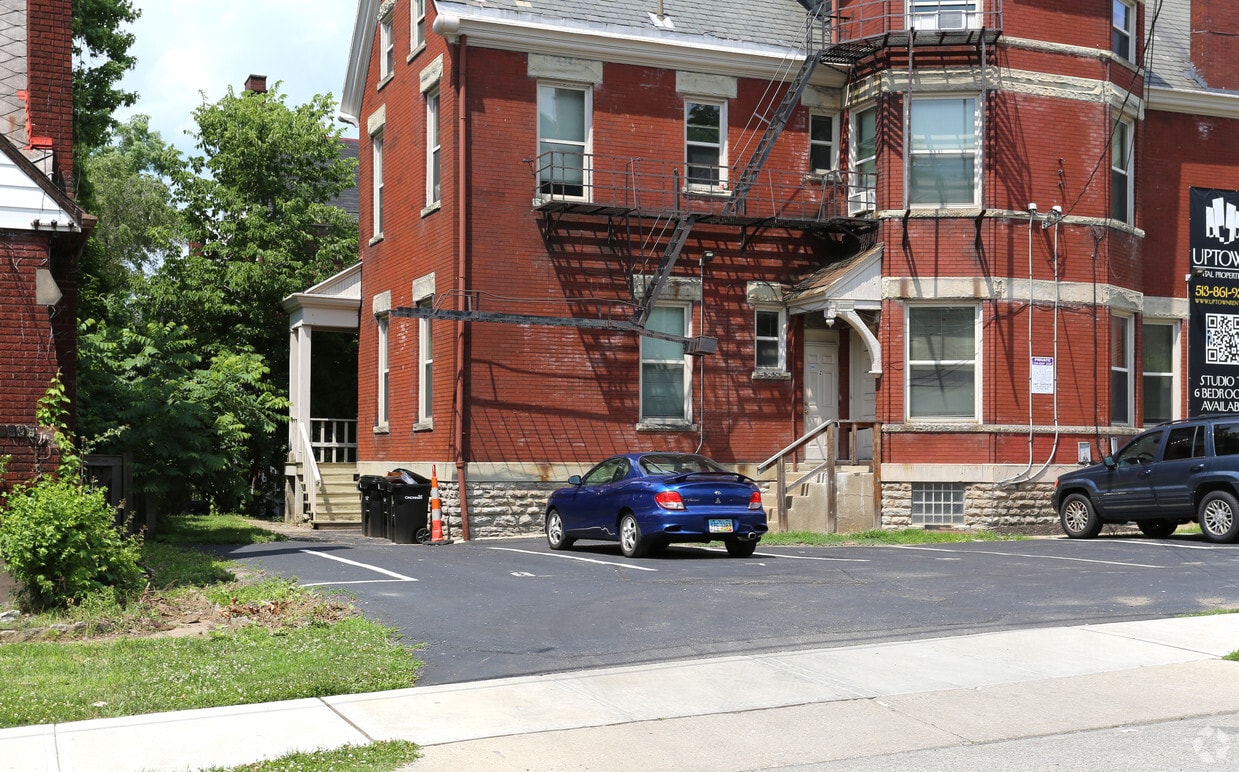 Building Photo - 2705 Eden Ave