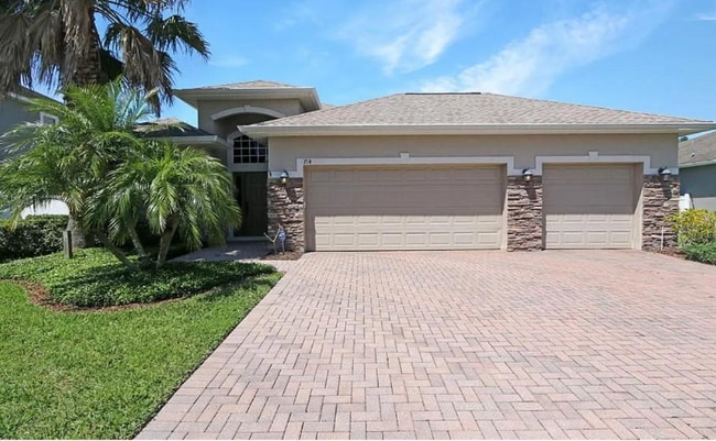 Building Photo - 714 Bellshire Way