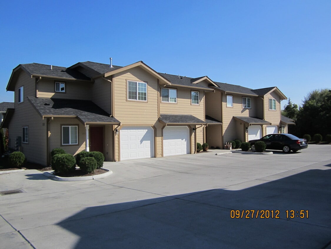 Foto principal - 2131 Siddle St