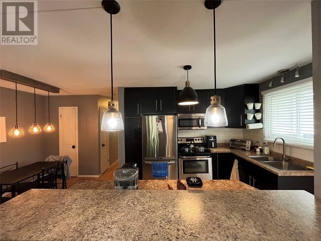 Building Photo - 832 Wilmont Pl
