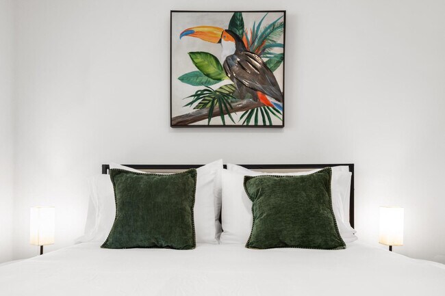 Building Photo - 1634 SW 4th Ave