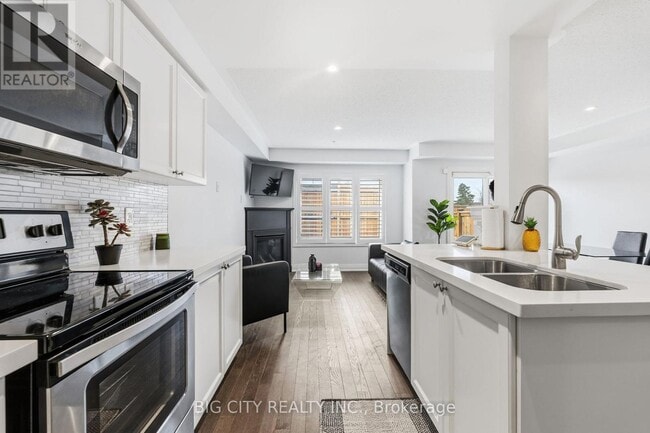 Building Photo - 4 Jerseyville Wy