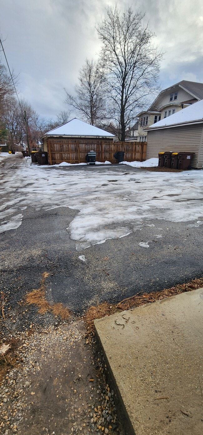 Building Photo - 1416 Auburn St