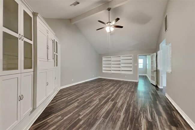 Foto del edificio - 15114 Stillcreek Dr
