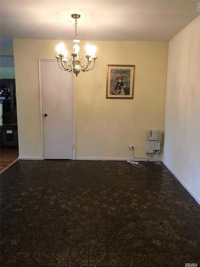 Foto del edificio - 210-15 23rd Ave