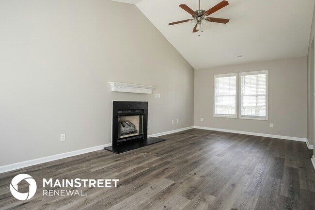 Building Photo - 1473 Smokey Mountain Dr