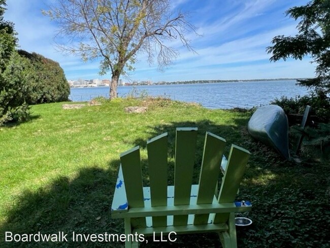 Foto del edificio - 3 br, 2.5 bath House - 370 E Lakeside St