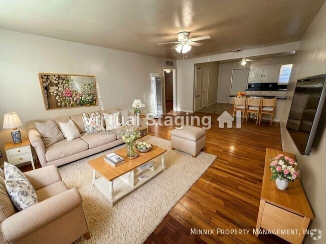Building Photo - 2115 S Loop 289