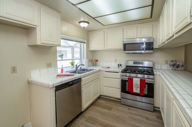 Foto del edificio - 304 S 2nd Ave