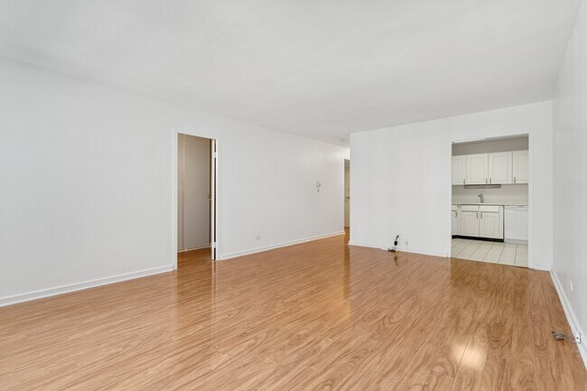 Foto del edificio - 253 E Delaware Pl