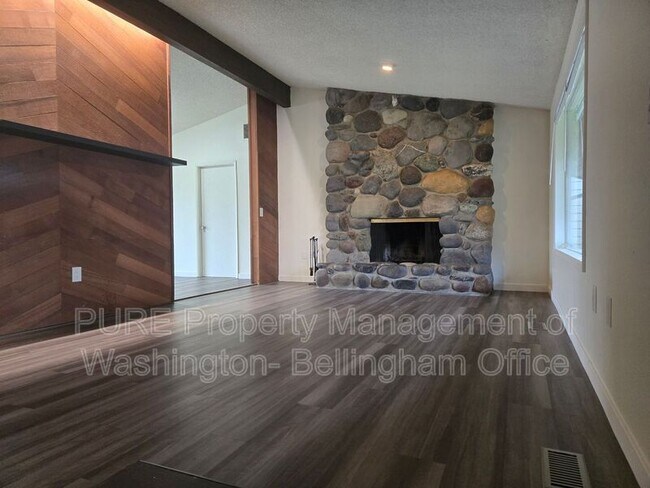 Building Photo - 2736 Xenia St