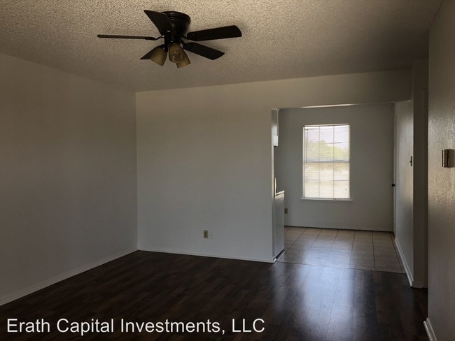 Building Photo - 1381 TX-108