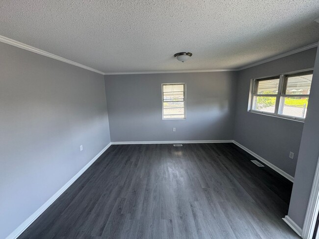Foto del edificio - 2 Bedroom House in East Tarboro