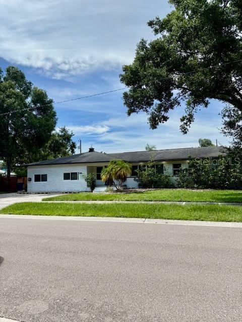 Foto principal - 1145 53rd Ave N