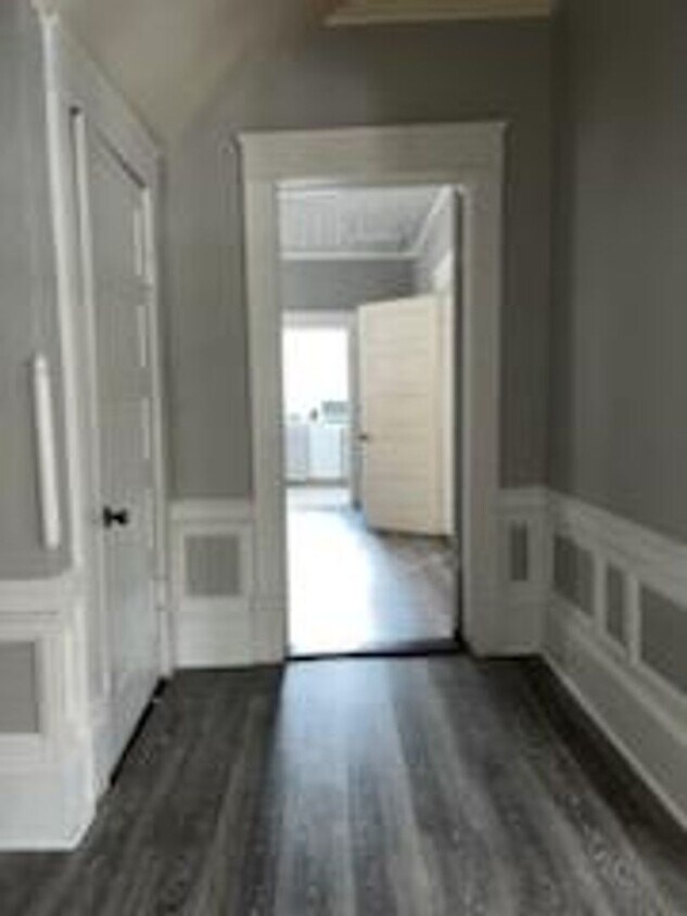 Foto principal - One Bedroom Furnished Apartment in Downtow...