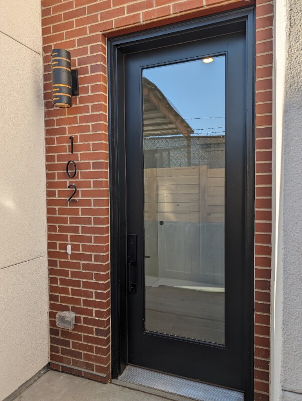 Building Photo - 4025 Jason St