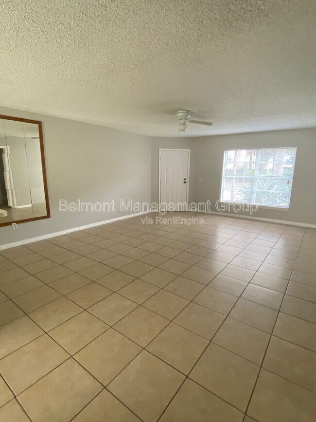 Foto del edificio - 3651 N Goldenrod Rd