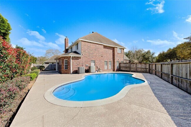 Foto del edificio - 13914 Charlton Way Dr