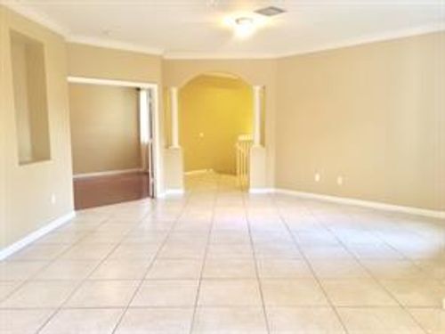 Building Photo - 1587 Passion Vine Cir