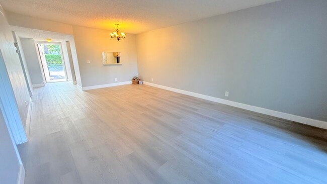 Building Photo - 2828 Casita Way