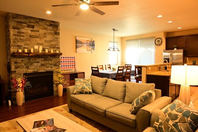 Foto del edificio - 2943 S Pardo Calle