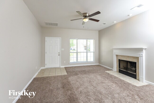 Building Photo - 346 Forest Lakes Dr