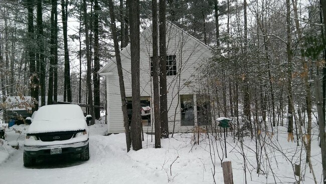 Building Photo - 318 Fosterville Rd
